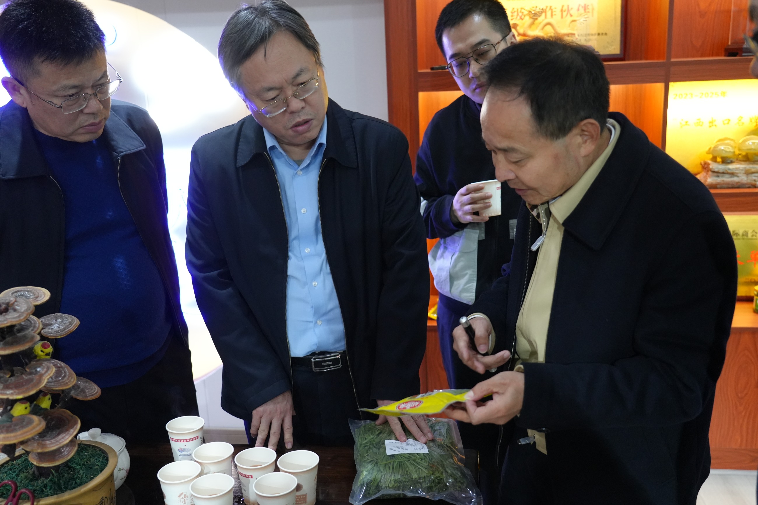 杭州亞運(yùn)會(huì)官方靈芝產(chǎn)品供應(yīng)商|杭州亞運(yùn)會(huì)官方供應(yīng)商|中國(guó)靈芝十大品牌|仙客來靈芝|仙客來靈芝破壁孢子粉|仙客來孢子油|仙客來靈芝飲片|仙客來破壁孢子粉|靈芝孢子油|孢子粉|靈芝破壁孢子粉|靈芝|中華老字號(hào)