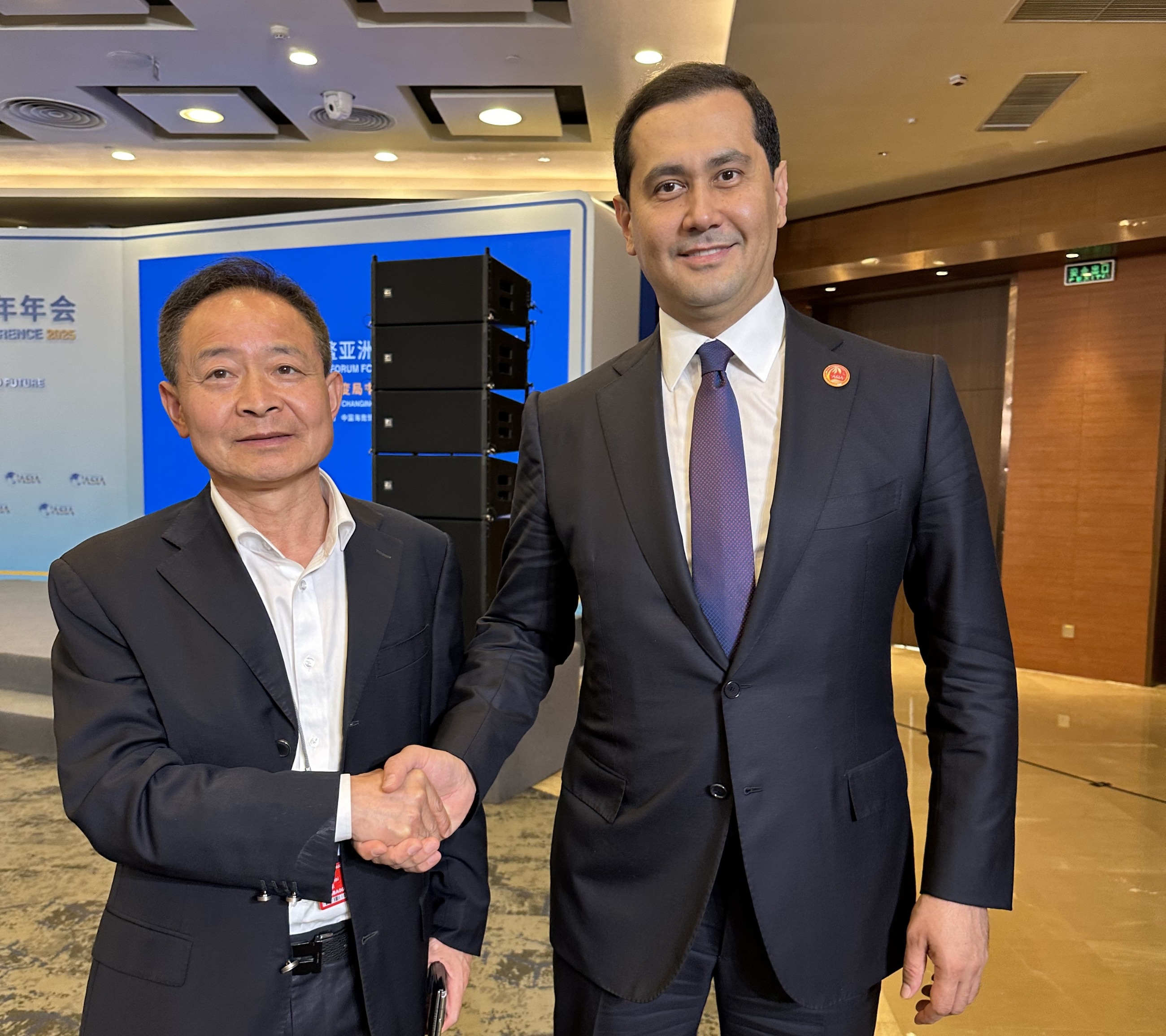 杭州亞運會官方靈芝產(chǎn)品供應(yīng)商|杭州亞運會官方供應(yīng)商|中國靈芝十大品牌|仙客來靈芝|仙客來靈芝破壁孢子粉|仙客來孢子油|仙客來靈芝飲片|仙客來破壁孢子粉|靈芝孢子油|孢子粉|靈芝破壁孢子粉|靈芝|中華老字號