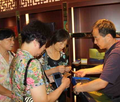 撫州市女企業(yè)家蒞臨仙客來考察